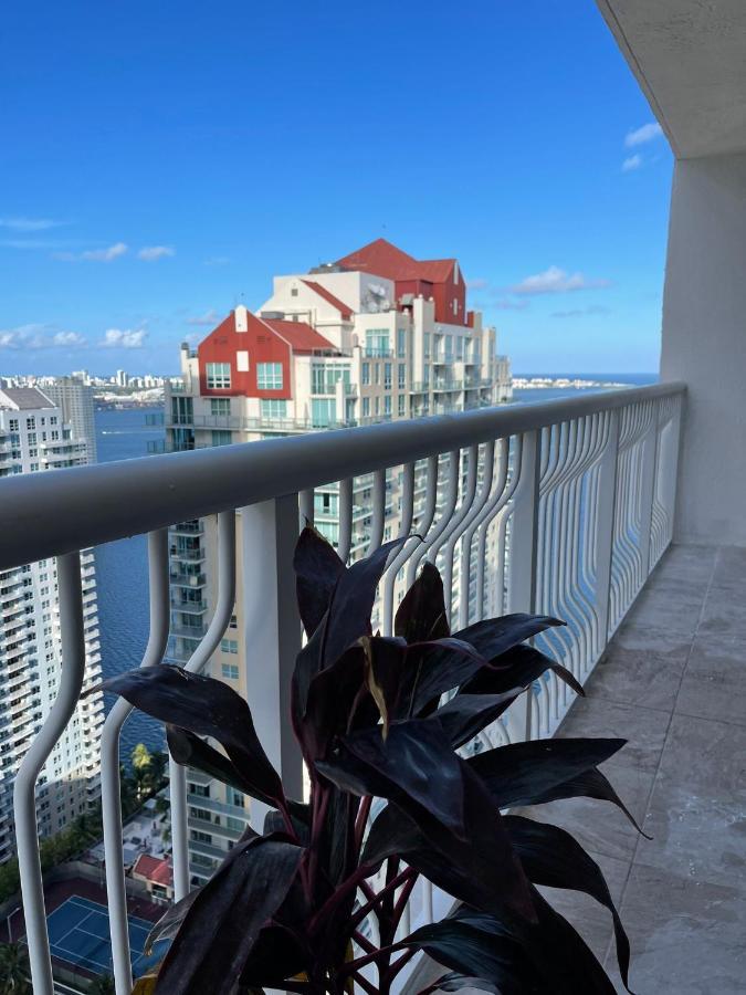 Apartamento Lujoso En Brickell *